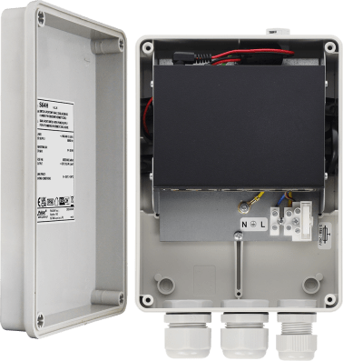 Switch a 6 porte con alim per 4 tc ip ermetico