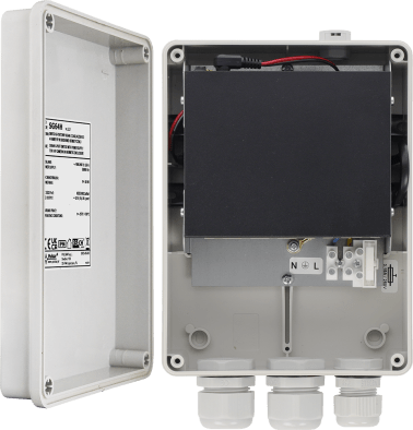 Switch a 6 porte con alim per 4 tc ip ermetico