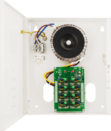 Alimentatore multiuscita per tvcc 12v 6a 8 out 1a