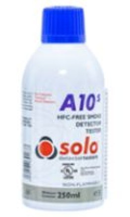 Bomboletta spray contenente aerosol necessaria per